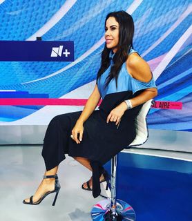 Paola Rojas feet photo thumbnail