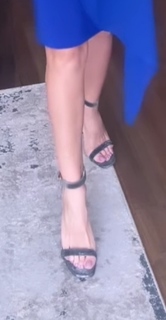 Paola Rojas feet photo thumbnail