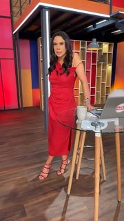 Paola Rojas feet photo 2