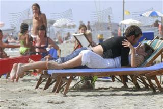 Paola Turci feet photo 10