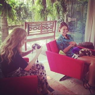 Paolla Oliveira feet photo thumbnail