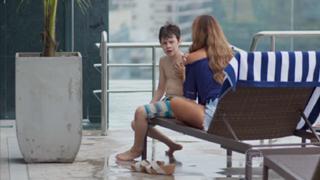 Paolla Oliveira feet photo thumbnail