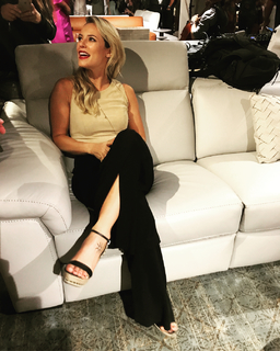 Paolla Oliveira feet photo thumbnail