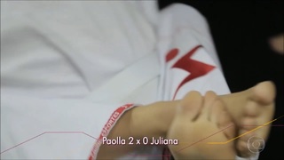 Paolla Oliveira feet photo thumbnail