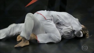 Paolla Oliveira feet photo thumbnail