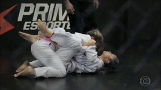 Paolla Oliveira feet photo thumbnail