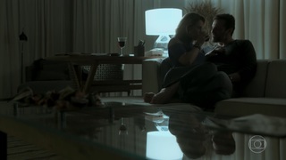 Paolla Oliveira feet photo thumbnail