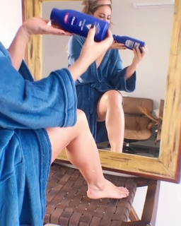 Paolla Oliveira feet photo thumbnail