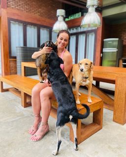 Paolla Oliveira feet photo thumbnail