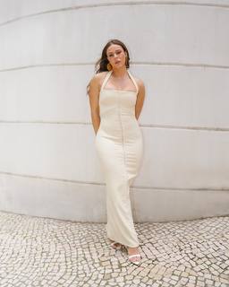 Paolla Oliveira feet photo thumbnail