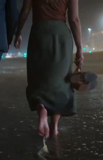 Paolla Oliveira feet photo thumbnail