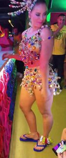Paolla Oliveira feet photo 7