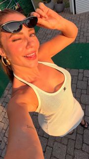 Paolla Oliveira feet photo 18
