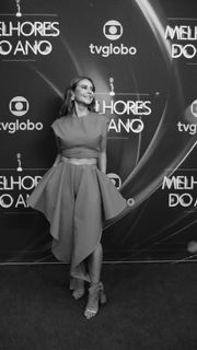 Paolla Oliveira feet photo 4