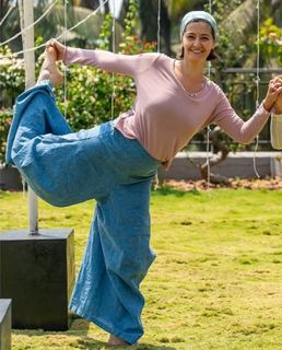 Pardis Ahmadieh feet photo 15