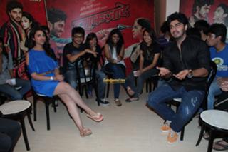 Parineeti Chopra feet photo thumbnail