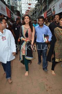 Parineeti Chopra feet photo thumbnail
