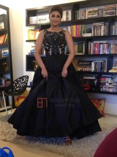 Parineeti Chopra feet photo thumbnail