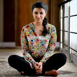 Parineeti Chopra feet photo thumbnail