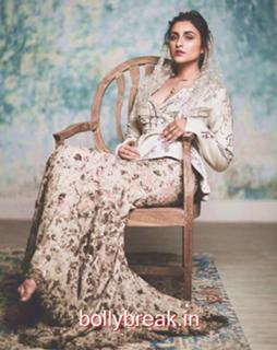 Parineeti Chopra feet photo thumbnail