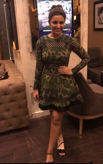 Parineeti Chopra feet photo thumbnail