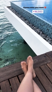 Parineeti Chopra feet photo thumbnail