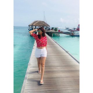 Parineeti Chopra feet photo thumbnail