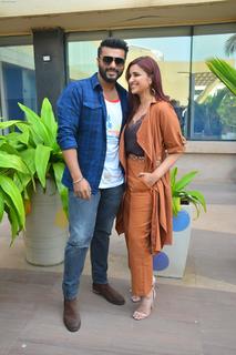 Parineeti Chopra feet photo thumbnail