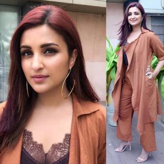 Parineeti Chopra feet photo thumbnail