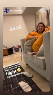 Parineeti Chopra feet photo thumbnail
