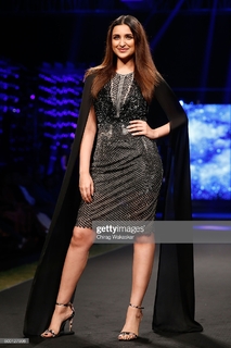Parineeti Chopra feet photo thumbnail
