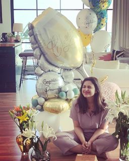 Parineeti Chopra feet photo thumbnail