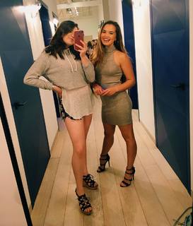 Paris Berelc feet photo thumbnail