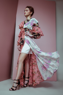 Paris Berelc feet photo thumbnail