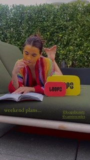 Paris Berelc feet photo thumbnail