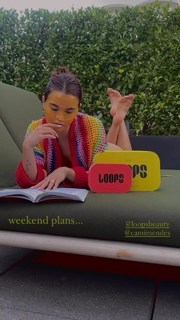 Paris Berelc feet photo thumbnail