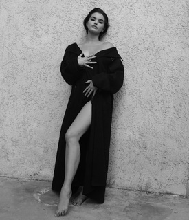 Paris Berelc feet photo thumbnail