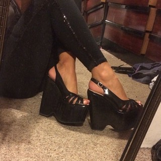 Paris Dylan feet photo 2