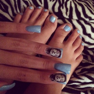 Paris Dylan feet photo 1