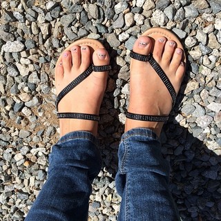 Paris Dylan feet photo 12