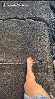 Paris Dylan feet photo 19