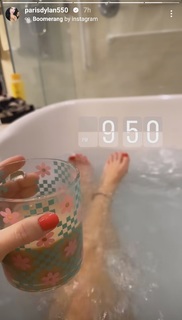 Paris Dylan feet photo 19