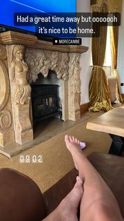 Paris Fury feet photo 2