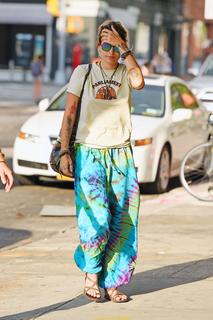 Paris Jackson feet photo thumbnail