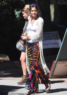 Paris Jackson feet photo thumbnail