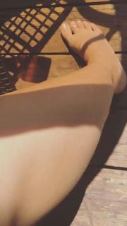 Paris Jackson feet photo thumbnail