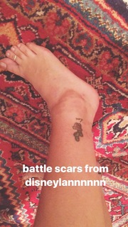 Paris Jackson feet photo thumbnail