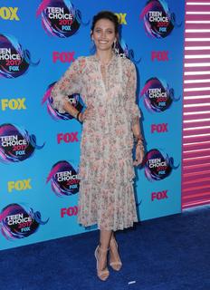 Paris Jackson feet photo thumbnail
