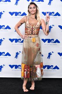 Paris Jackson feet photo thumbnail