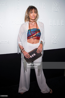 Paris Jackson feet photo thumbnail